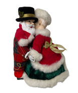 Vintage Avon Santa and Mrs. Claus Holiday Skate Musical Christmas Figuri... - $20.12 CAD