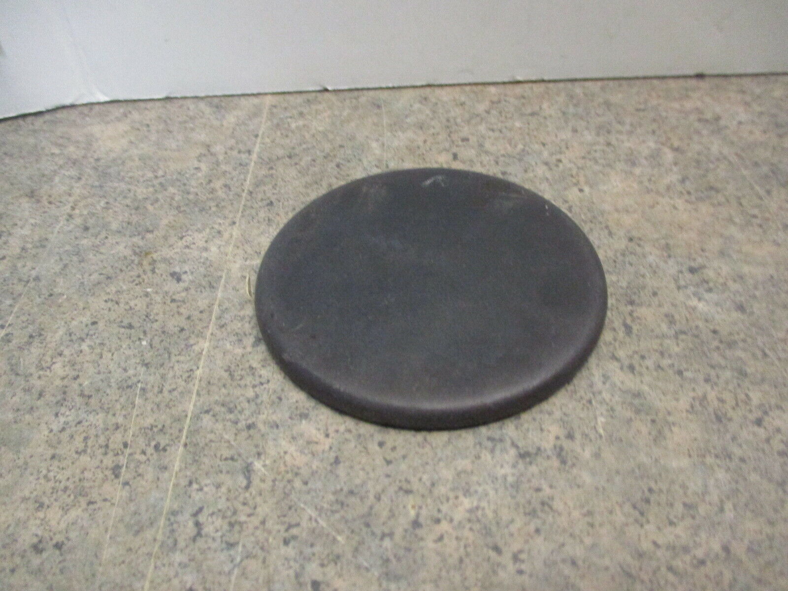 AMANA RANGE LARGE BLACK CAP PART # 31782701MB - $18.00