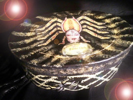 HAUNTED CHARGING BOX HALLOWEEN WAVING MAIDEN HEALING RECOVER COMPLETE MA... - $303.77