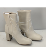 A New Day Womens Penelope Boots Size 9 1/2 W Ankle Boots Memory Foam - O... - $357.62 MXN
