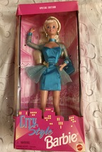 Mattel Barbie City Style Barbie Doll - Special Edition (1995) - £23.99 GBP