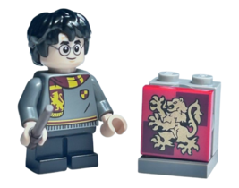 NEW Lego Harry Potter Minifigure and Gryffindor Tile - $15.98 CAD