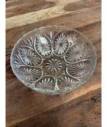 Vintage Anchor Hocking Medallion Serving Bowl 8&quot; Clear Glass 1960s - $12.99 CAD