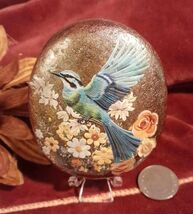 Spectral Bird &amp; Flowers Mixed Media Rock Paperweight Desk Decor Gift Bas... - $8.95