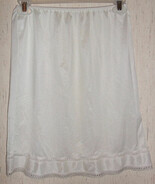 EXCELLENT GIRLS Inner World WHITE NYLON KNIT HALF SLIP  SIZE 14 - €16,19 EUR