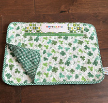 St Patricks Day 4 Placemats Green White Reversible Quilted Shamrock Clover - £27.50 GBP