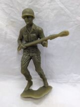 Vintage Soldier With Flamethrower 5&quot; Plastic Army Men Toy - $10.39