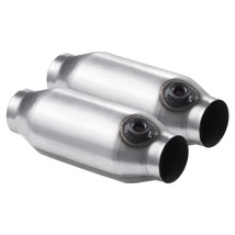 Universal Catalytic Converter 2.5 Inch Inlet and Outlet 2 Pack with O2 Port - $1,789.87 MXN