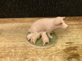 Hand Painted in Scotland Resin Pig Piglet Figurine 1.75&quot; - £5.28 GBP