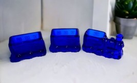 Vtg Cobalt Blue Glass Train Set Steam Engine, 2 Cars Candy, Nut, Trinket Dish - £17.35 GBP