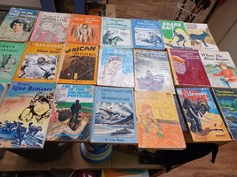 Lot of 30+ Vintage Moody Press Books 1950s 60s 70s - £55.38 GBP