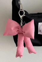 Pink Cute 3D Bow Knot Keychain - $77.80 MXN