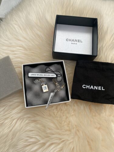 NIB 100% AUTH Chanel 12A Gold Tone No. 5 Perfume Bottle Earrings $625 A61349 - $592.02