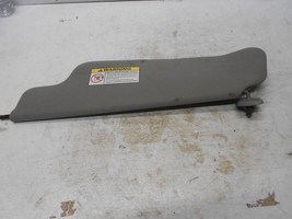 97-04.5 Ford F-150 Passenger Right Sunvisor WITH MIRROR - $49.99