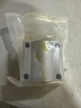 THK SC20UU LINEAR BUSHING - $39.32 CAD