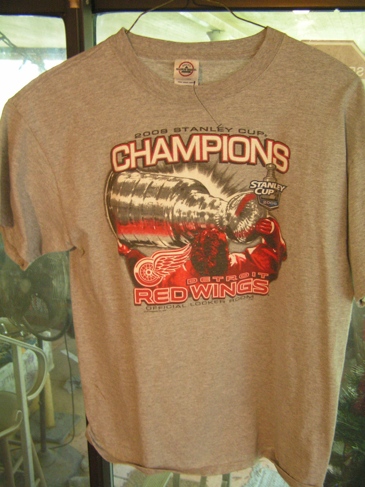 2008 NHL Detroit Red Wings Stanley Cup Champions Shirt -  Nicely Made! - $12.16