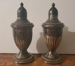 Vintage Weighted Sterling Silver Salt And Pepper Shaker Set Patent Pending - $30.84