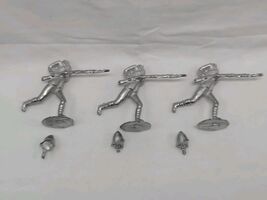 Lot Of (3) Historical Military Charging Infantry With Rifles Lead Miniat... - $23.29 CAD