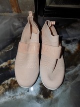 Nautica Fashion Slip-On Jogger Sneakers Size 10 Women&#39;s NEW - $49.92 CAD