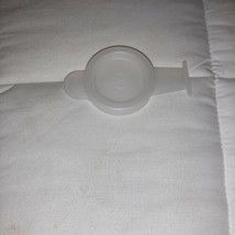 Tupperware 510 Replacement Lid Cap Fits Beverage Container Cereal Canist... - £7.85 GBP