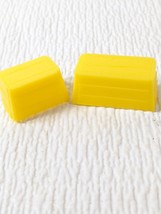 Vintage Marx Toys Battle of Navarone Giant Boxes Guns crates set 2 yello... - $359.02 MXN