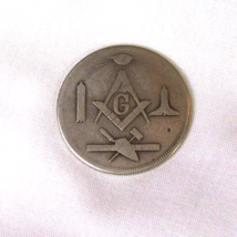 1952 Antique New England Masonic Coin Token Silver Toned Made A Mason - £7.93 GBP