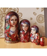 Matryoshka Bright Holiday Beauty Wooden Doll Nesting Doll author&#39;s - £166.05 GBP