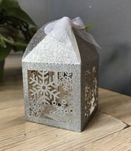 20pcs Snowflake Glitter Paper Silver Favor Box,Laser Cut Chocolate Gift ... - $9.60