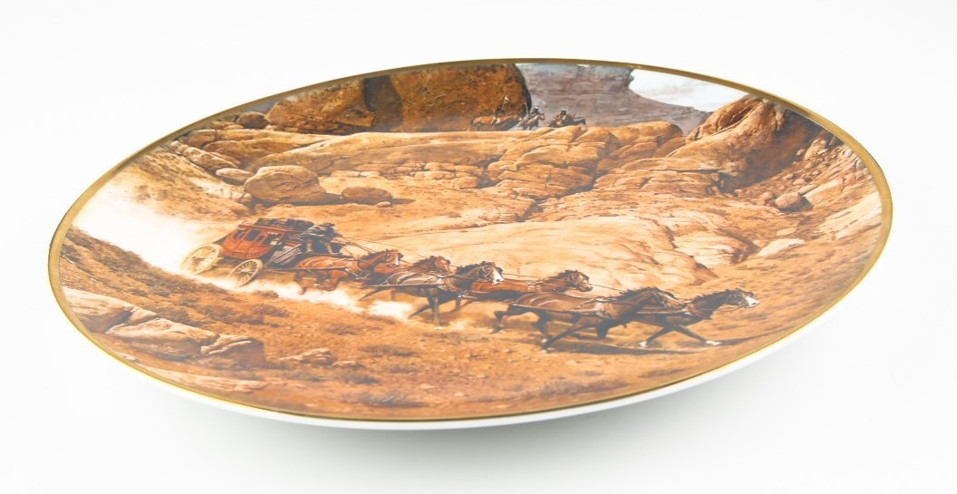"Under Surveillance" Collector's Plate by Frank McCarthy Wells Fargo 1659/10000 Item image 2