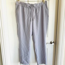 Lululemon On The Fly Pull On Crop Pant Size 12 Silverscreen Gray Woven - £34.22 GBP
