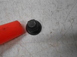 2006 ford escape WIPER ARM NUT FRONT RIGHT OR LEFT - $23.99