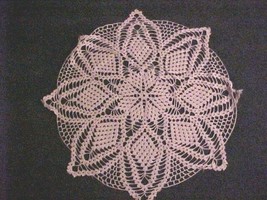 Hand Crafted Vintage Crochet Doily Ecru Tan Snowflake Pineapple 25&quot; Round - £17.13 GBP