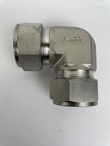 OEM Swagelok SS-1610-9, 1&quot; 316 LFJ Stainless Steel Union Elbow, 90 deg - $1,441.07 MXN