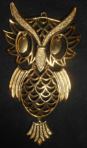 1970s Owl Open Work Large Pendant Gold Tone Articulated Eyes Moving Body Tail - £18.89 GBP