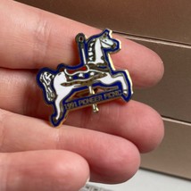 Enamel Carousel Horse Pin - €6,68 EUR
