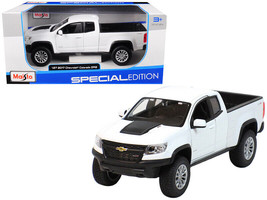 2017 Chevrolet Colorado ZR2 Pickup Truck White 1/27 Diecast Car Maisto - $34.94