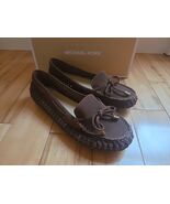Michael Kors Daisy Moccasins Moc Chocolate Brown Suede Loafers Size 6M New w Box - $97.71 CAD