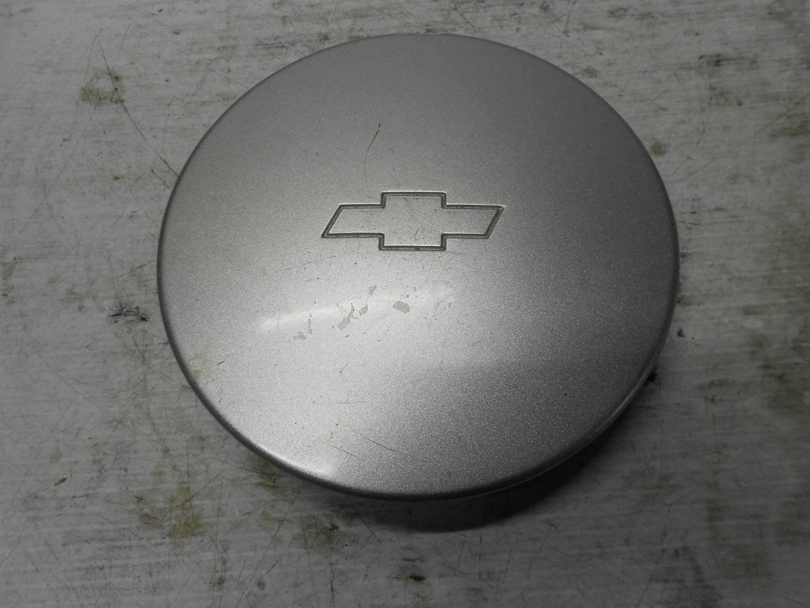 2000-2005 Chevy Malibu Center Cap 9593521 - $19.99