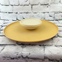 Vintage Tupperware Dip N Serve Appetizer Party Tray With Attached Bowl And Lid - £15.65 GBP