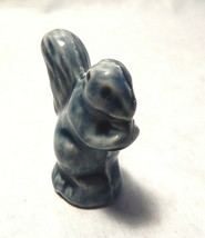 Vintage Wade Whimsies Squirrel Red Rose Tea Blue Figurine - £4.68 GBP