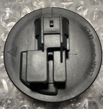 Lamp Bulb Holder 19-2259c DR-2 Headlamp Connector - $9.49