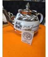 Hector GIBSON 25TH ANNIVERSAY PORCELAIN TEA POT- ENGLAND - $20.31 CAD