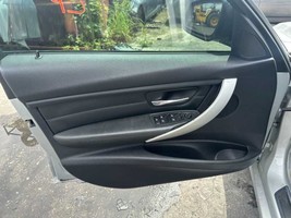 328I      2013 Driver Front Door Trim Panel 887621 - £58.93 GBP