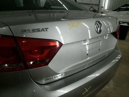 Trunk/Hatch/Tailgate Sedan With Rear View Camera Fits 12-15 PASSAT 10480... - $248.27
