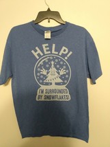 Vintage Help I&#39;m Surrounded By Snowflakes T-shirt Size Large Made In Honduras - £11.86 GBP