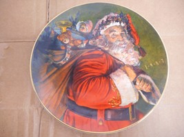 1987 Christmas Plate "The Magic That Santa Brings" AVON exclusive 22KT Gold Trim - £11.16 GBP