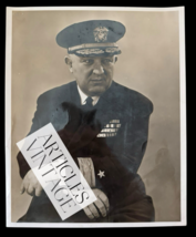 US Navy Commodore Robert Tobin Photograph Official Photo 8 x 10 - $12.00