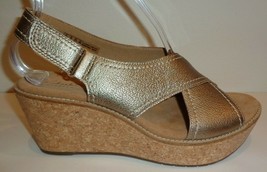 Clarks Size 11 M AISLEY TULIP Gold Metallic Leather Sandals New Womens S... - £86.15 GBP