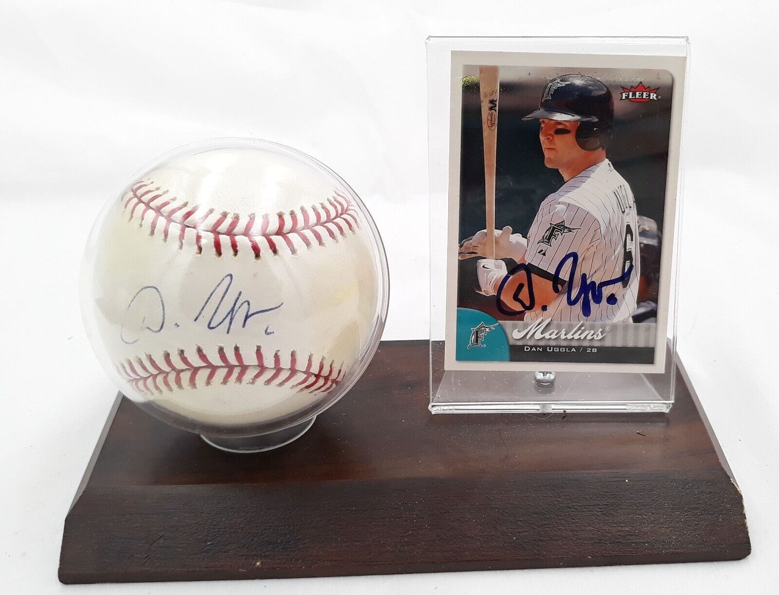 Dan Uggla Signed Baseball &amp; 1997 Fleer Card  Florida Marlins - $29.99