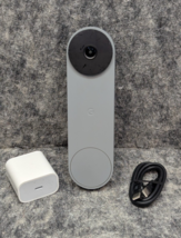 Google Nest GWX3T Gray WiFi Smart Video Doorbell (Battery) - Scuffed Lens - $893.06 MXN